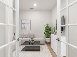 4 Stratton Dr UNIT 207, Woburn, MA 01801