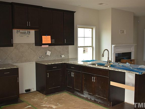 5th image of 277 E Webber Ln