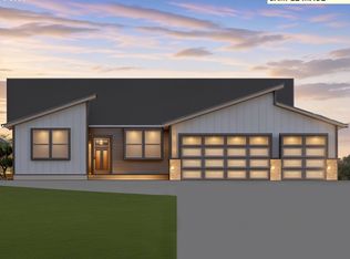 2240 E Otter Loop #52, La Center, WA 98629