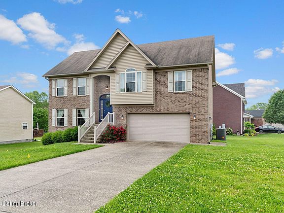 3rd image of 239 Misty Brooke Dr