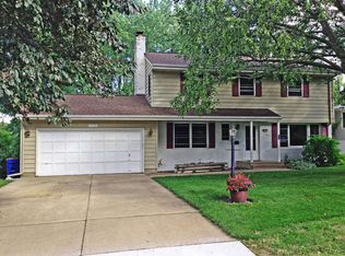 5115 Valley View Rd, Edina, MN 55436