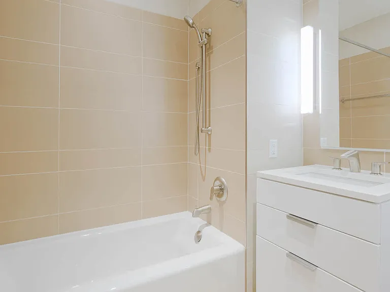 50 E 28th St #2F — Photo 41