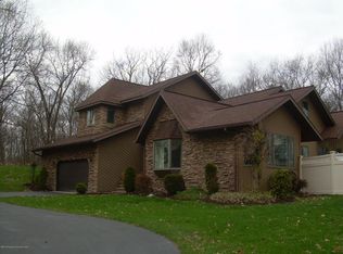 2804 Rock Rd, Clarks Summit, PA 18411