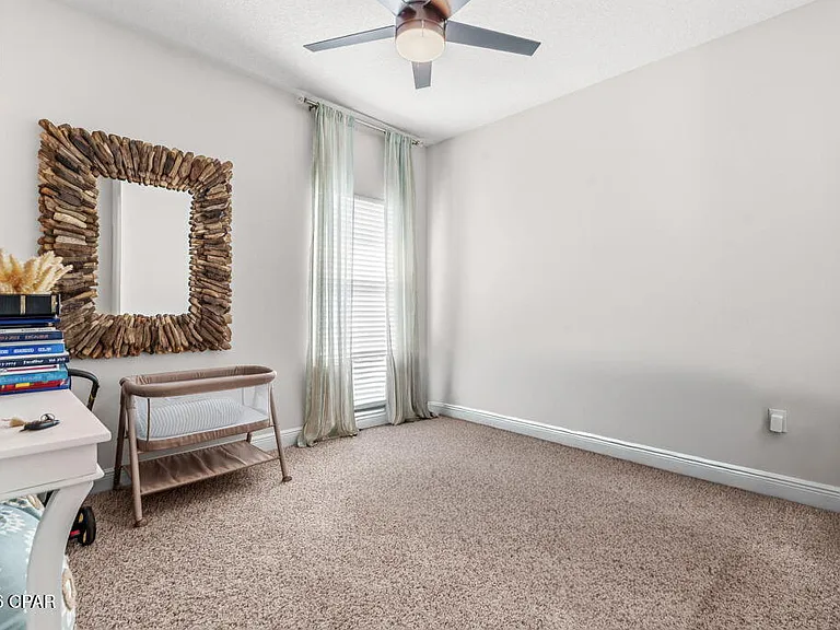350 Emerald Cove St — Photo 5