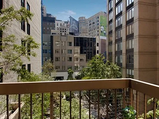 Sold by Corcoran | media 8