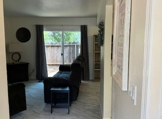 1793 Azoulay Ct APT 2, Redding, CA 96003