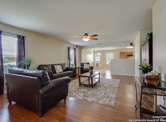 5th image of 3530 Carruthers Oak