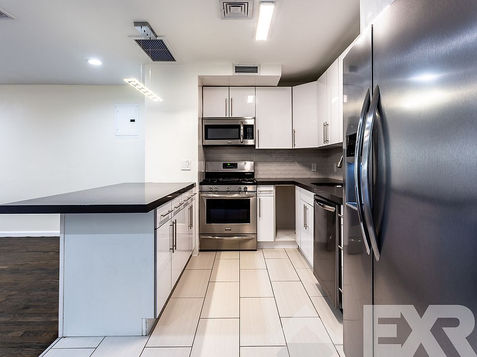 1st image of 14-27 Astoria Blvd #2A