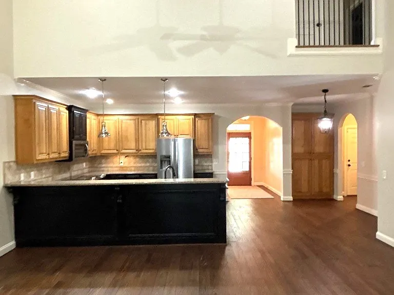 1018 Silver Lake Dr — Photo 14