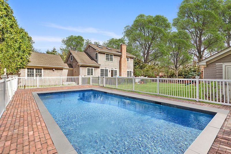 52 Abrahams Path, East Hampton, NY 11937 | Out East