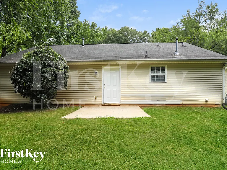 11035 Shannon Cir — Photo 18