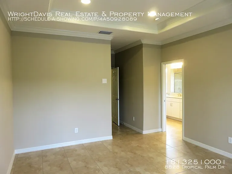 8828 Tropical Palm Dr — Photo 17