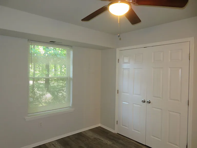 1100 Lakeview Ave — Photo 28