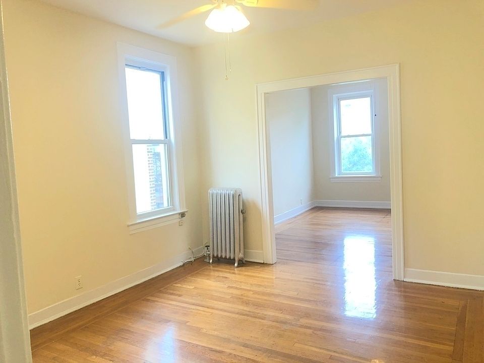 1st image of 30-42 33rd St #4