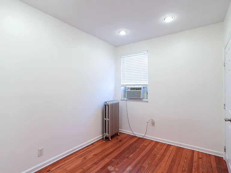 2127 S Beechwood St — Photo 19
