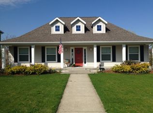 8639 Carlisle Dr SW, Byron Center, MI 49315