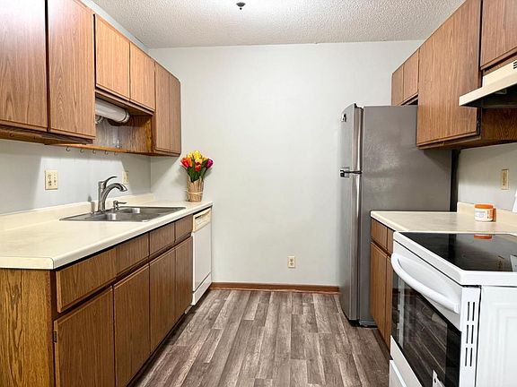 5th image of 2129 49th Way E