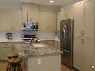 820 East Promenade, Azusa, CA 91702