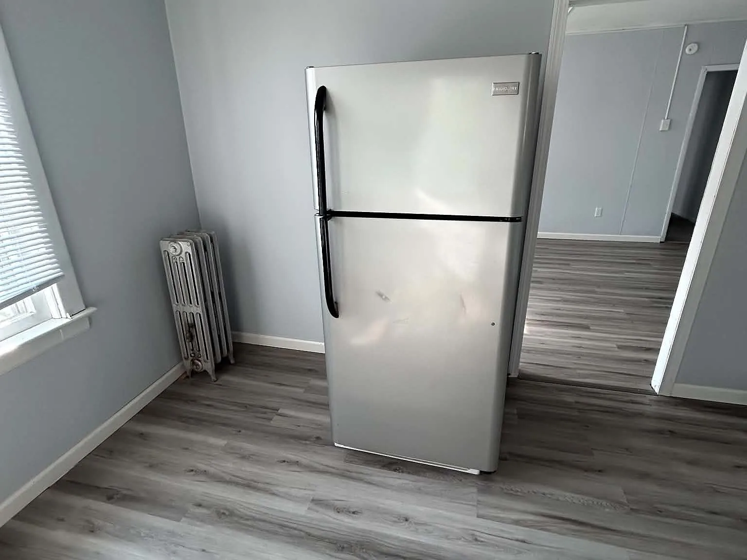 2 bed, 1000 sqft, $1,350 — Photo 3
