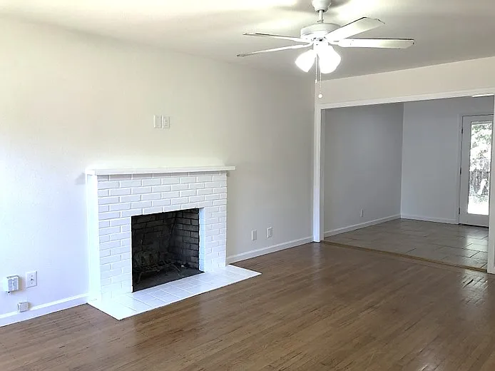 2204 Menalto Ave — Photo 3