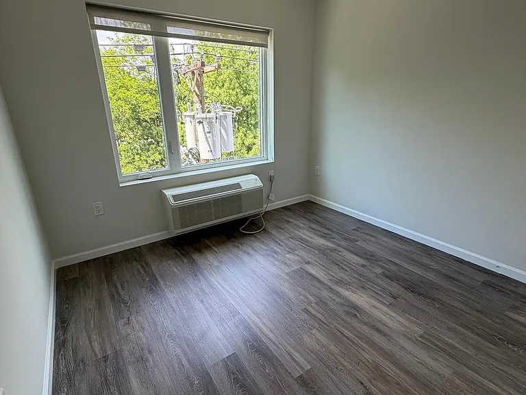 315 Lake St #201A — Photo 9