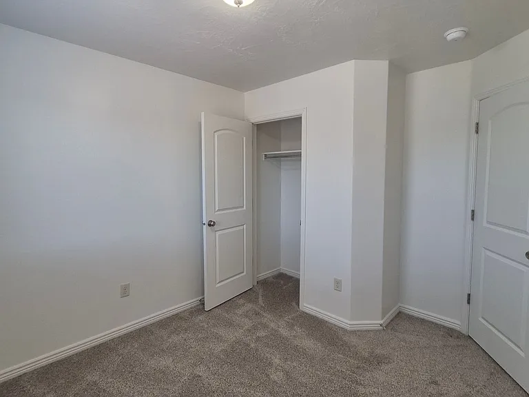 1000 E Bluffview Dr #118 — Photo 40