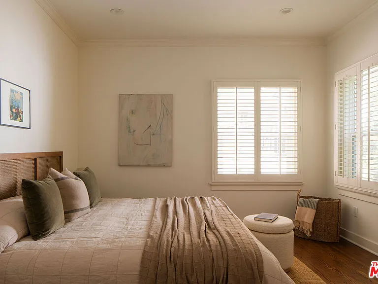 804 Westmount Dr — Photo 13
