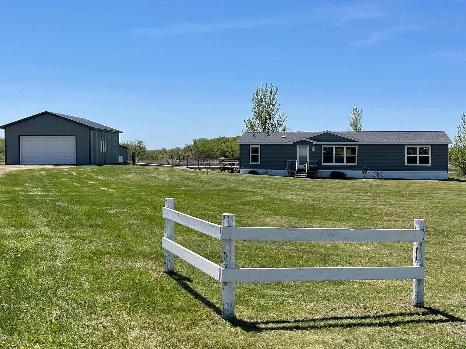 41094 County Highway 16, Battle Lake, MN 56515 Zillow