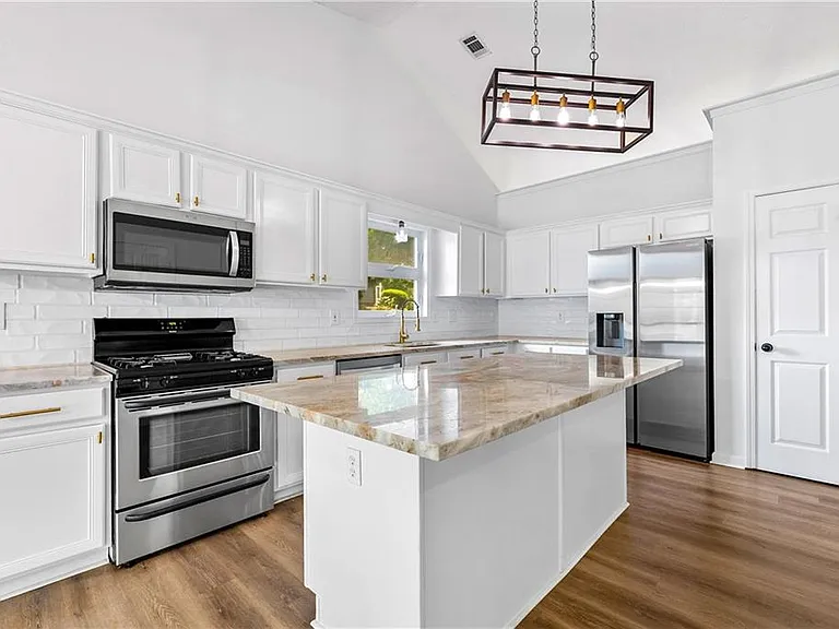 1525 Keystone Dr — Photo 16
