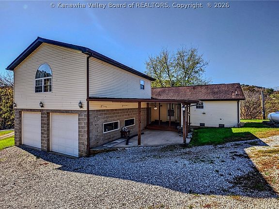 2nd image of 7648 Little Sandy Rd