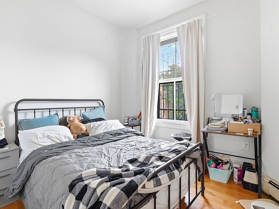 5th image of 676 Massachusetts Ave #5A