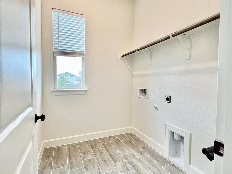 6904 Empresa Dr — Photo 10