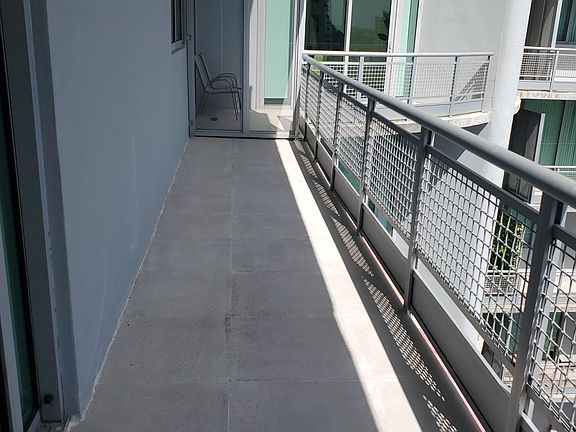 5th image of 690 SW 1st Ct APT 2523