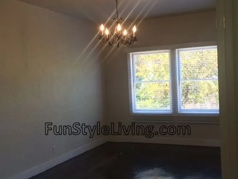 1215 Illinois St — Photo 13