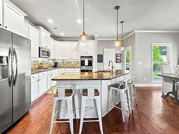 3rd image of 81 White Magnolia Way