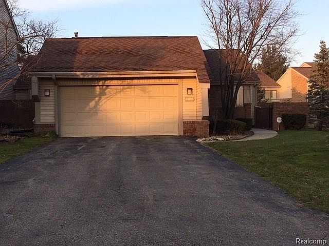1st image of 23254 Reynard Dr #1