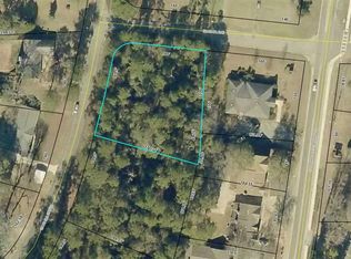 1214 Oakhill Dr, Perry, GA 31069