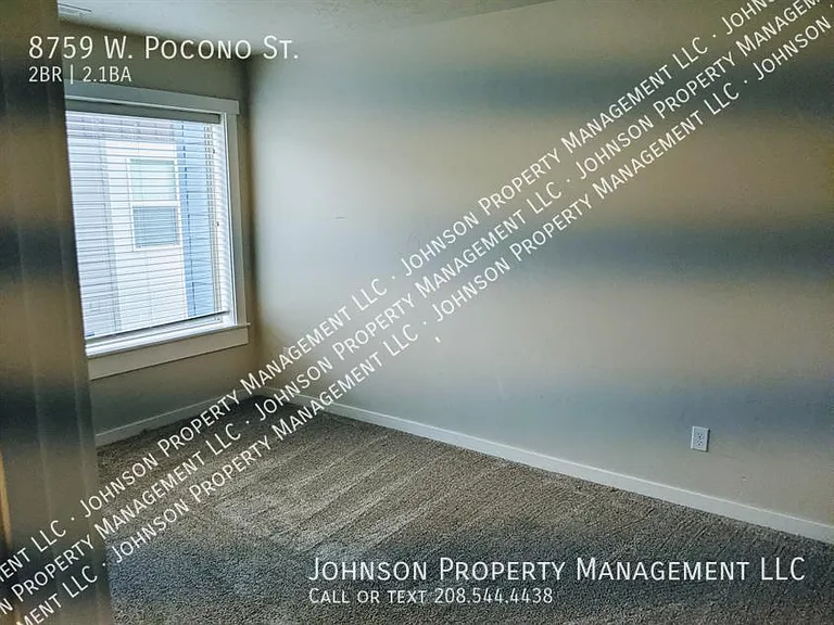 8759 W Pocono Ln — Photo 12