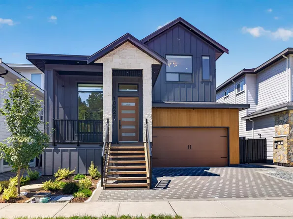 10627 124a St, Surrey, BC V3V 0E2