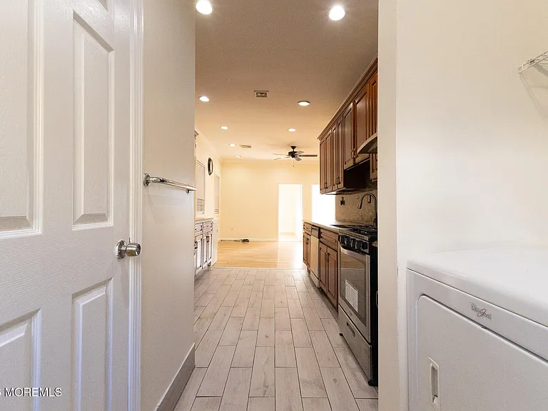 158 Terrace Ave #2 — Photo 8