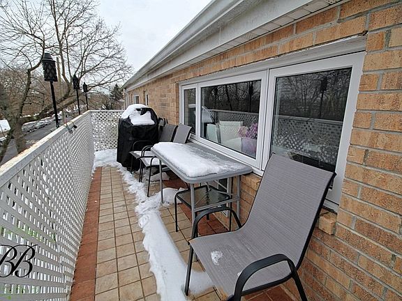 2nd image of 3194 Avenue V Floor 3