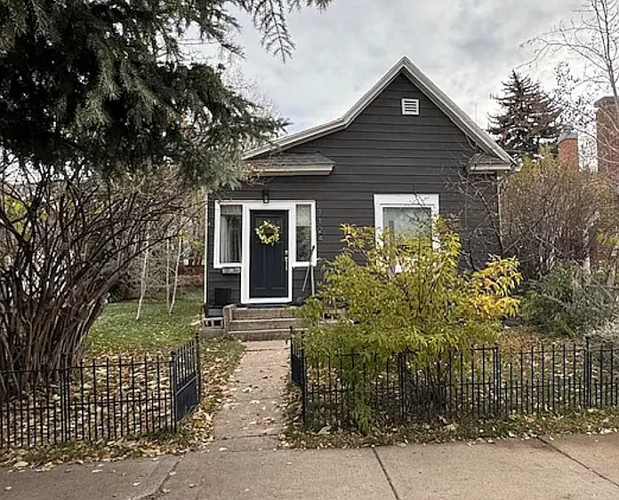 1124 Colorado Ave — Photo 1