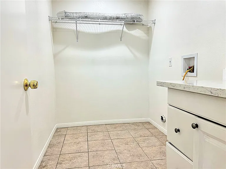 1143 Elizabeth Lake Rd — Photo 17