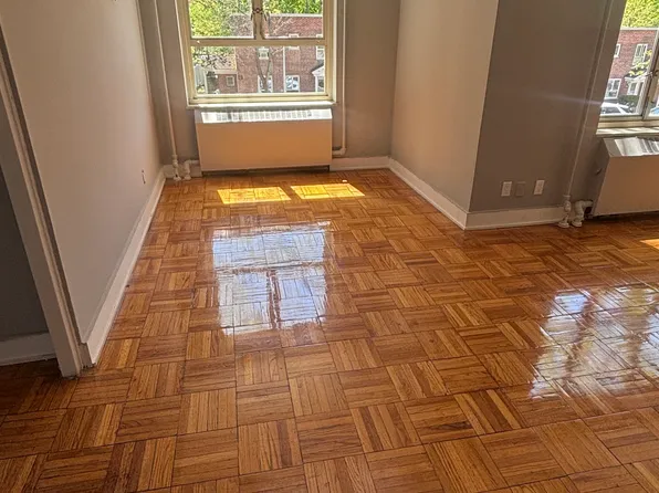 196-54 67th Avenue 2 image 3 of 7