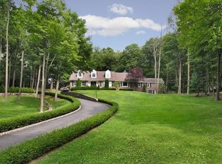262 E Saddle River Rd, Saddle River, NJ 07458