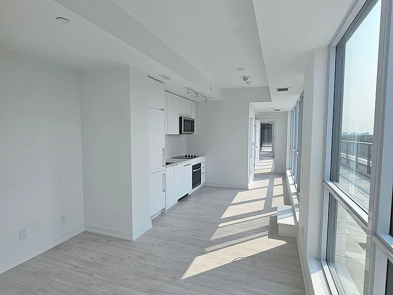 181 Sheppard Ave E #708 — Photo 6