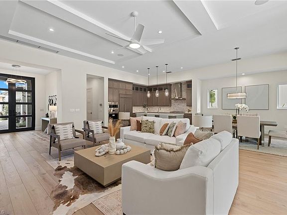 5th image of 2056 Cambridge Park DR