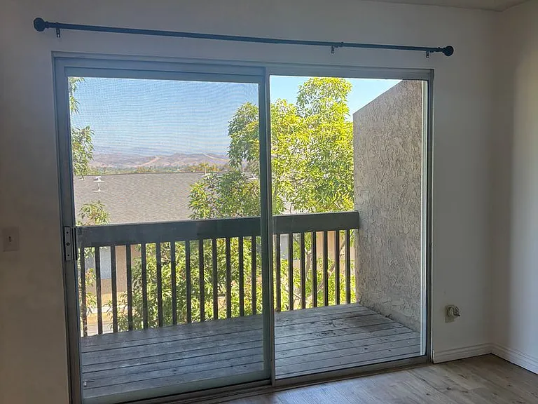 4220 Vista Del Rio Way #4 — Photo 14