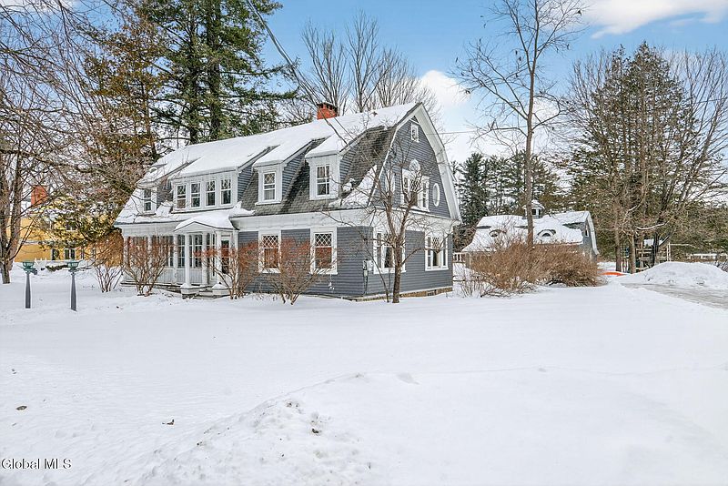 4th image of 29 Maple Street