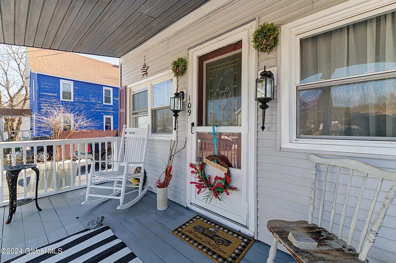4th image of 109 2nd Street Street